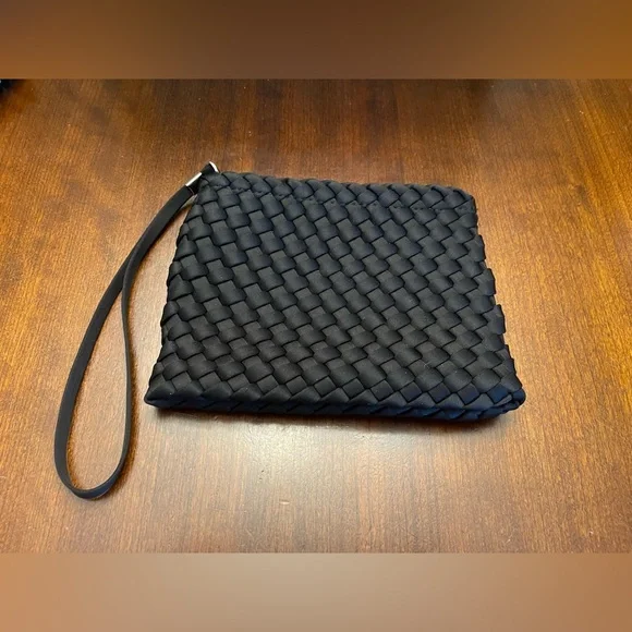 Set of 3 Different Size Wristlets/Pounches - Picture 9 of 10